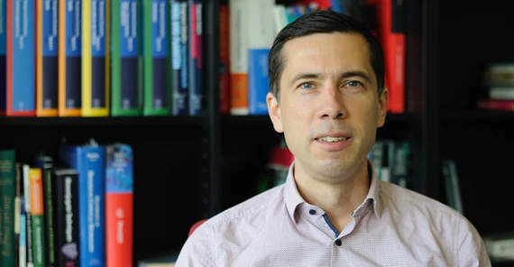 Prof. Dr. Carsten Beta