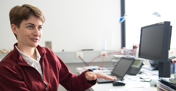 Geowissenschaftlerin Taylor Schildgen erhält für Ihre Forschung einen „Consolidator Grant“ des Europäischen Forschungsrats ERC. Foto: Karla Fritze. Geowissenschaftlerin Taylor Schildgen erhält für Ihre Forschung einen „Consolidator Grant“ des Europäischen Forschungsrats ERC. Foto: Karla Fritze.