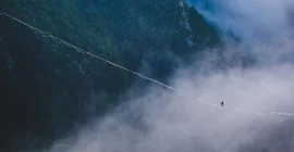 Wer mehr über Risiken weiß, kann oft besser mit ihnen umgehen. | Foto: AdobeStock / zhukovvvlad