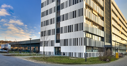 Das Haus 14 auf dem Campus Golm. Foto: Thomas Roese Das Haus 14 auf dem Campus Golm. Der Link führt zur Webseite der Humanwissenschaftlichen Fakultät. Foto: Thomas Roese