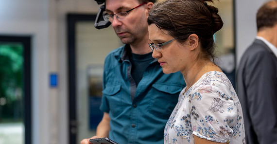 Dr. Hanna Theuer (r.) und Dr. Sander Lass Dr. Hanna Theuer (r.) und Dr. Sander Lass