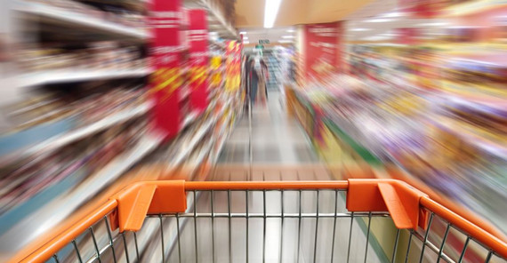 Wenn Konsum zum Rausch wird, fällt verzichten schwer. Foto: Fotolia/Amy Fang Wenn Konsum zum Rausch wird, fällt verzichten schwer. Foto: Fotolia/Amy Fang