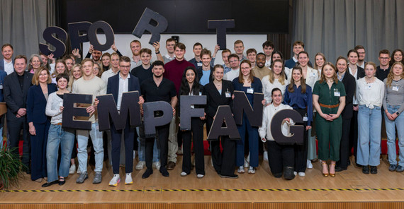 Geehrte Athletinnen und Athleten beim Sportempfang 2025. Geehrte Athletinnen und Athleten beim Sportempfang 2025.