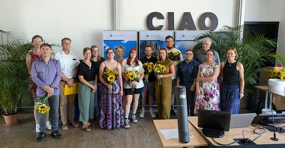 Verabschiedung der auslernenden Auszubildenden mit den Fachausbilderinnen und -ausbildern.