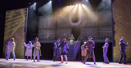 Aufführung von „Linie 1“ an den Uckermärkischen Bühnen Schwedt | Foto: Uckermärkischen Bühnen Schwed