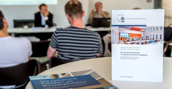 Studie „Die Universität Potsdam in sozioökonomischer Perspektive“ (Foto: Karla Fritze) Studie „Die Universität Potsdam in sozioökonomischer Perspektive“ (Foto: Karla Fritze)