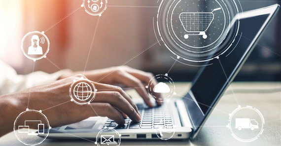 Wirtschaftsinformatiker entwickeln Plattform-Navigator | Foto: AdobeStock/Blue Planet Studio Es ist ein Symbolbild zum Thema Digitalisierung. Das Foto ist von AdobeStock