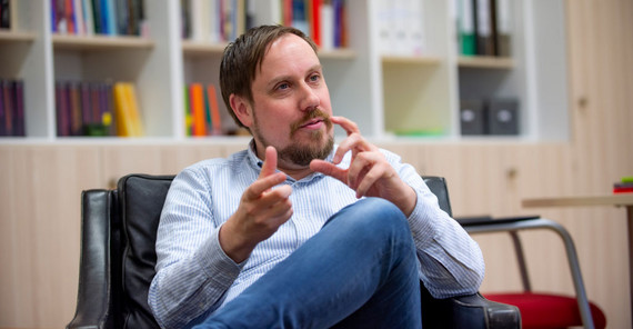 Prof. Dr. Fabian Schuppert | Photo: Tobias Hopfgarten Prof. Dr. Fabian Schuppert | Photo: Tobias Hopfgarten