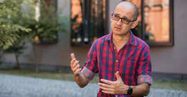 Dr. Alexander Araya López während des Interviews.