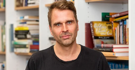 Portrait von Prof. Dr. Lars Eckstein