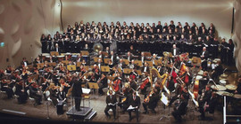 Alle beteiligten Musiker im Nikolaisaal (Quelle: Peter Idler)