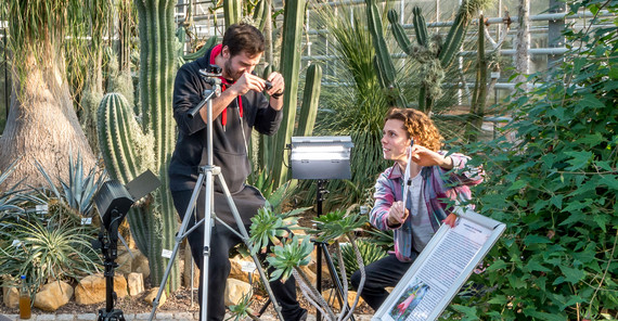 Fernerkundung im kleinen Maßstab. Foto: Karla Fritze. Fernerkundung im kleinen Maßstab. Foto: Karla Fritze.