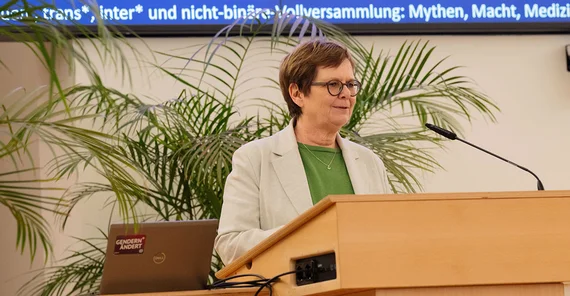 Vizepräsidenten Prof. Dr. Barbara Höhle