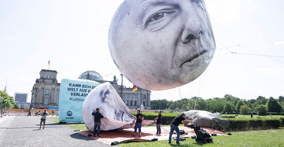 Aktion vor dem Reichtstag Aktion vor dem Reichtstag