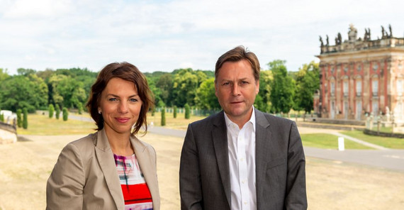 Gesundheitsministerin Susanna Karawanskij und Universitätspräsident, Prof. Oliver Günther Ph. D. Foto: Tobias Hopfgarten Gesundheitsministerin Susanna Karawanskij und Universitätspräsident, Prof. Oliver Günther Ph. D. Foto: Tobias Hopfgarten
