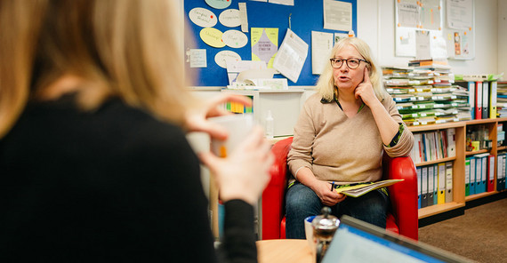 Dörte Esselborn arbeitet seit 2014 für den Service für Familien an der Universität Potsdam. Dörte Esselborn während des Interviews.