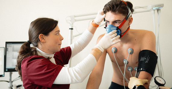 Belastungstest auf dem Fahrrad Belastungstest auf dem Fahrrad