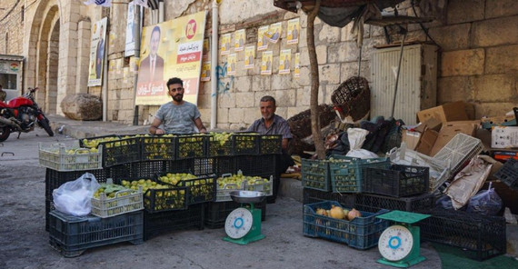 Unterwegs im Irak – Feigenstand in Akre Das Bild zeigt einen Feigenstand in Akre. Das Foto ist von Valentina Meyer-Oldenburg