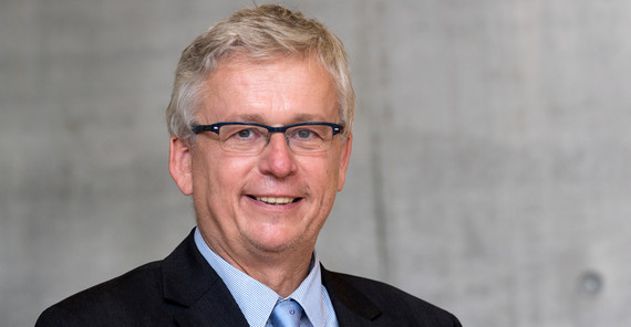 Professor Andreas Zimmermann. Foto: Karla Fritze Professor Andreas Zimmermann. Foto: Karla Fritze