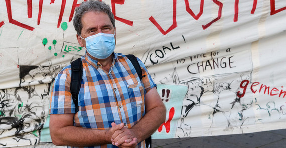 Gisbert Fanselow bei einer Kundgebung der Scientists for future 2020 | Foto: Stefan Müller Gisbert Fanselow bei einer Kundgebung der Scientists for future 2020 | Foto: Stefan Müller