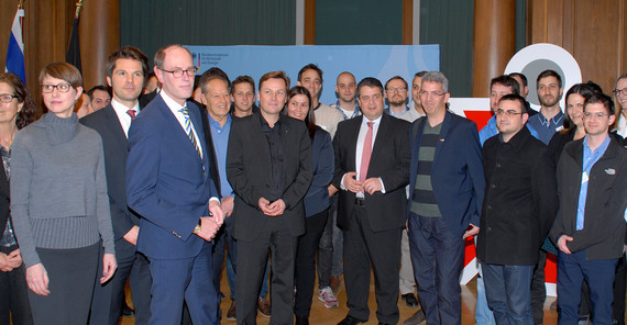 Start-Up Germany-Israel: Treffen mit dem Bundeswirtschaftsminister Sigmar Gabriel (Foto: BMWi Andreas Mertens) Start-Up Germany-Israel: Treffen mit dem Bundeswirtschaftsminister Sigmar Gabriel (Foto: BMWi Andreas Mertens)