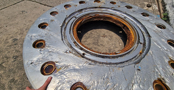 Verschleiß von Turbinen in Wasserkraftwerken durch erhöhten Sedimenttransport. Beispiel aus Nepal. Verschleiß von Turbinen in Wasserkraftwerken durch erhöhten Sedimenttransport. Beispiel aus Nepal.