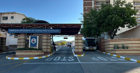 Eingangsbereich einer Universität