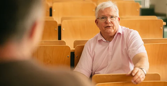 Prof. Dr. Stephan Lewandowsky im Interview.