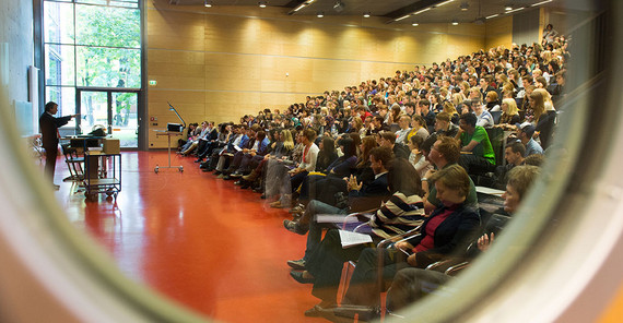 Studierende der Universität Potsdam werden zur Befragung eingeladen | Foto: Karla Fritze Studierende im Hörsaal Griebnitzsee | Foto: Karla Fritze