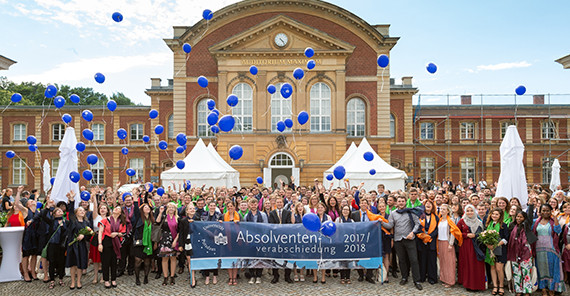 Absolventenverabschiedung 2018 Absolventenverabschiedung 2018