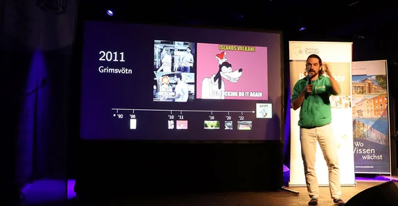 Thoralf Dietrich slammt im Waschhaus zum Thema Vulkane.