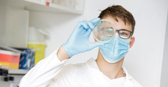 Marik Müller. Foto: Sandra Scholz Das Bild zeigt den Abiturient Marik Müller. Das Foto ist von Sandra Scholz.