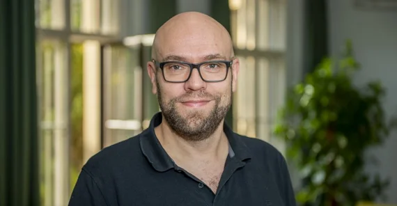 The picture shows Lilliestam. 