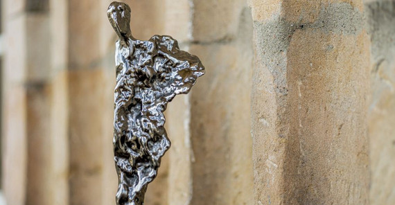 The Voltaire Prize, sculpture by Mikos Meininger | Photo: Tobias Hopfgarten The Voltaire Prize, sculpture by Mikos Meininger | Photo: Tobias Hopfgarten