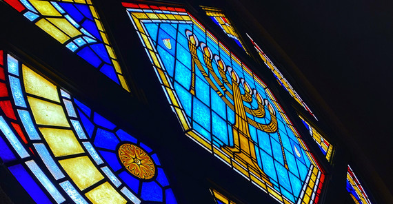 Coverfoto der CD „Arno Nadel – Schire Simroh“, die im September 2021 im Univerlag erschienen ist. | Abbildung: Universitätsverlag Potsdam Coverfoto der CD „Arno Nadel – Schire Simroh“, die im September 2021 im Univerlag erschienen ist. | Abbildung: Universitätsverlag Potsdam