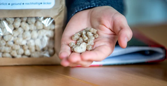 The crispy dog treats look a bit like peanut puffs. Photo: Karla Fritze.