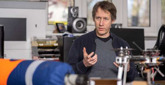 Dr. Edzard Weber Dr. Edzard Weber