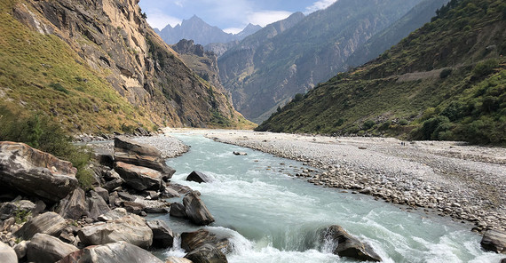 Eine Schotterfläche oberhalb einer alten Hangrutschung, Ort unserer Geländeübung. Eine Schotterfläche oberhalb einer alten Hangrutschung, Ort unserer Geländeübung.