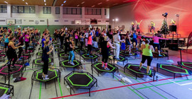Foto: Jumping®-Party in der Sporthalle auf dem Campus Golm (Foto: Thomas Roese)