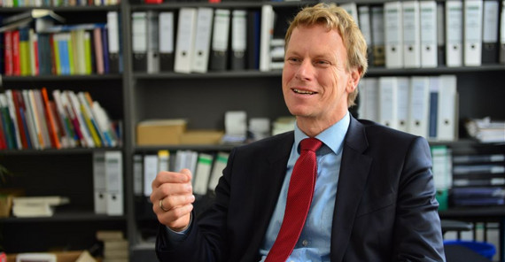 Frank Bösch, Professor für Deutsche und europäische Geschichte des 20. Jahrhunderts an der Uni Potsdam und Direktor des Zentrums für Zeithistorische Forschung (ZZF). Foto: Karla Fritze Frank Bösch, Professor für Deutsche und europäische Geschichte des 20. Jahrhunderts an der Uni Potsdam und Direktor des Zentrums für Zeithistorische Forschung (ZZF). Foto: Karla Fritze