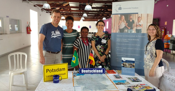 Gruppenbild am Stand - ESALQ | Foto: privat Gruppenbild am Stand - ESALQ | Foto: privat