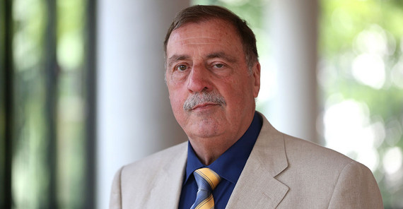 Dr. Wolfgang Brix Dr. Wolfgang Brix